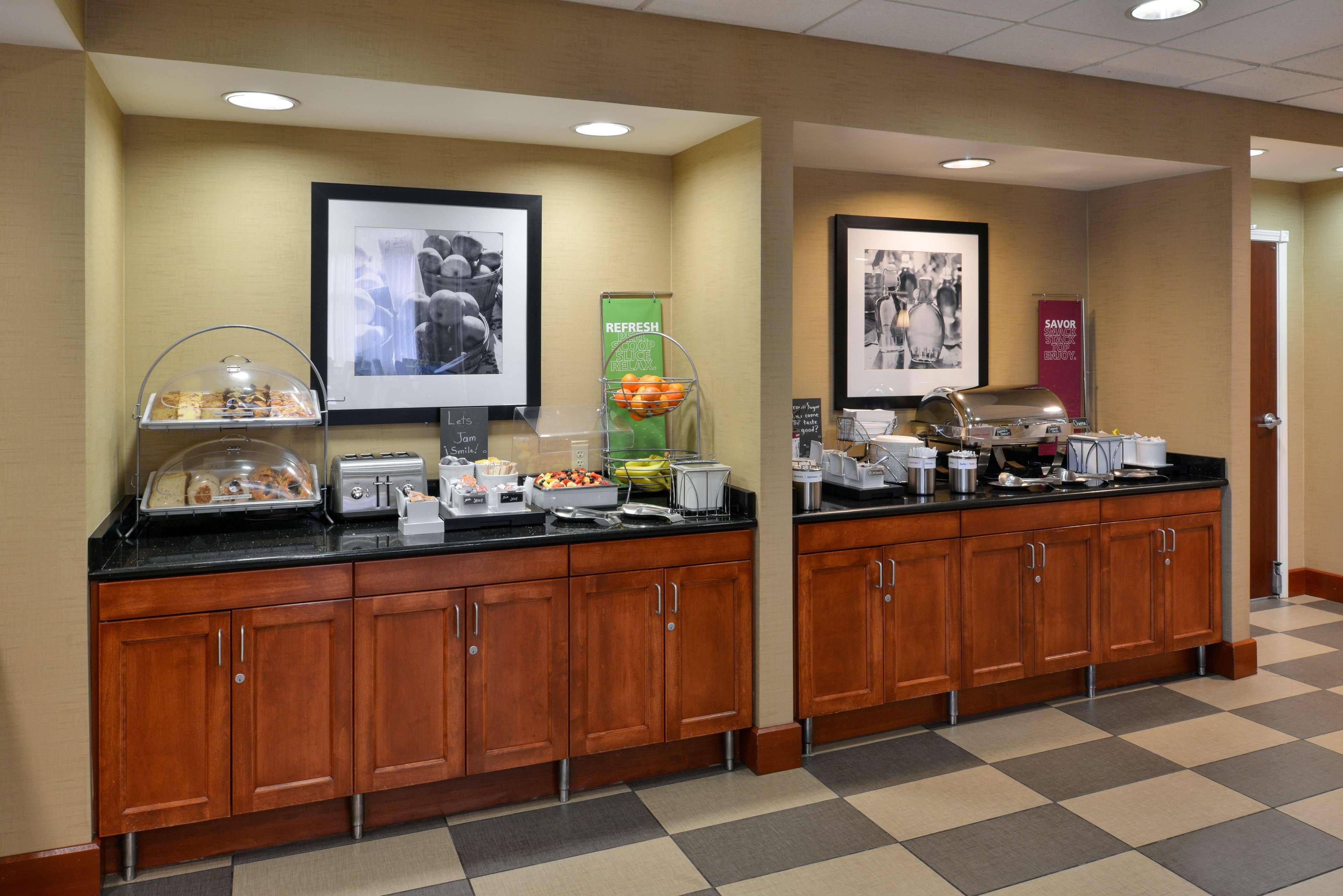 Hampton Inn & Suites Такома Экстерьер фото