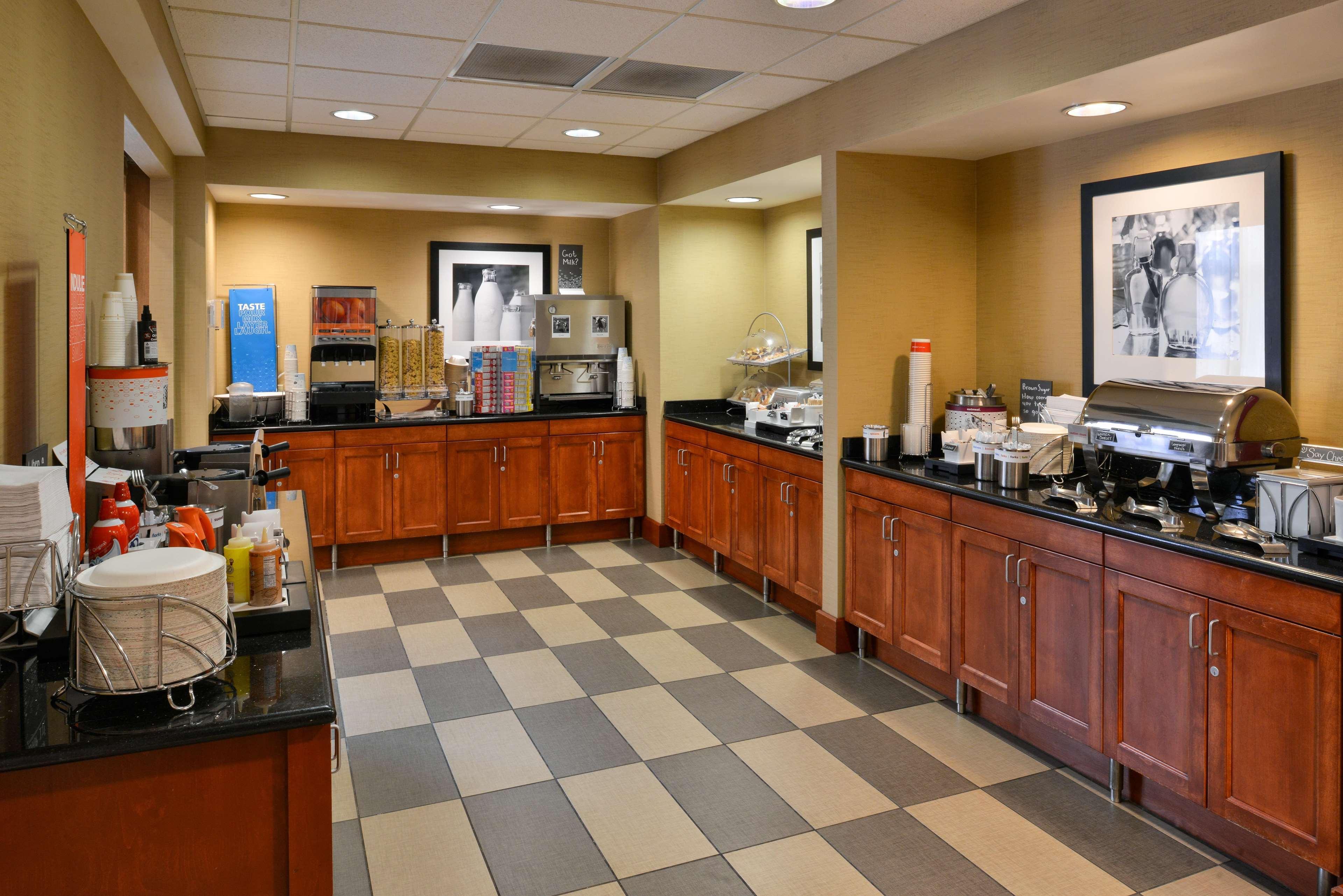 Hampton Inn & Suites Такома Экстерьер фото